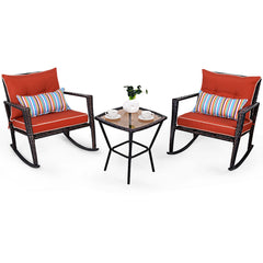 Ensemble de Jardin avec 2 Fauteuils Bascule et 1 Table Basse en Verre Tremp Tous Coussins Inclus en Rotin PE -