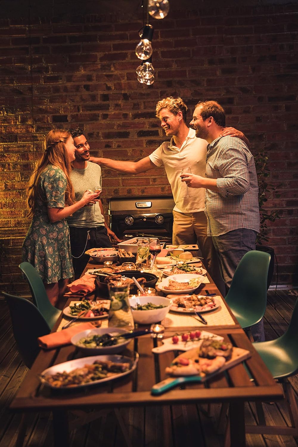 Attitude2go,Barbecue de Table  Faible fume,BBQ Portable, Couvercle,thermomtre,et Grille en Fonte,Alimentation : Cartouche de gaz CV 470 Plus,Gris