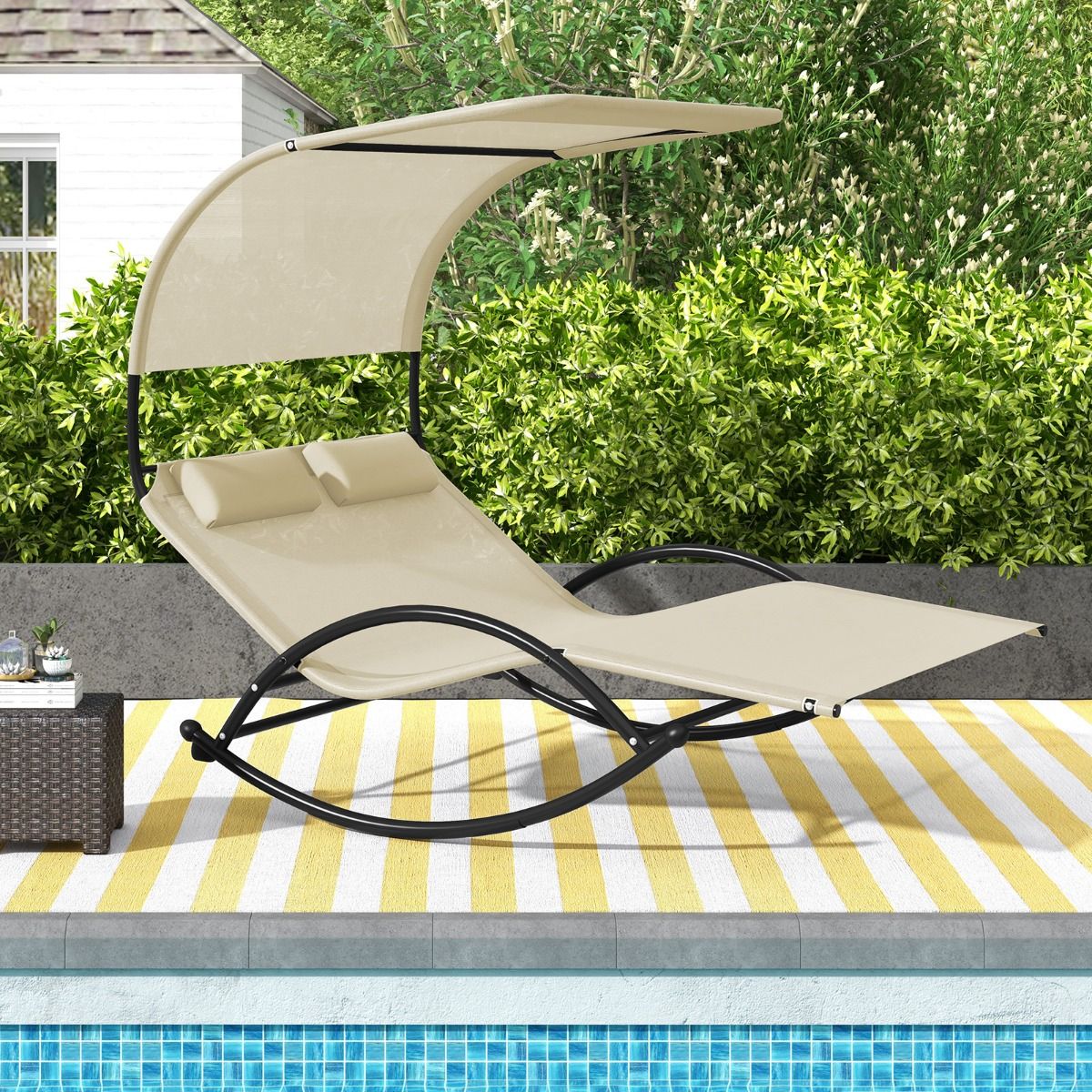 Chaise Longue Double Chaise  Bascule pour 2 Personnes 2 Appui-T锚tes Amovibles Cadre en Mtal Robuste Lit de Repos Ergonomique 2 Places Gris/Noir/Beige -